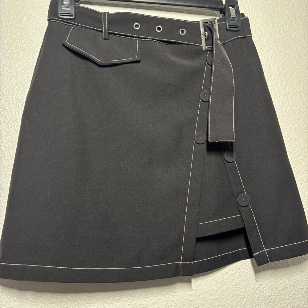 Stylish Black Women's Skirt
